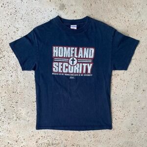 Vintage Homeland Security Parody Jesus Tee Psalm 46:1-2 Kerusso Y2K Size M
